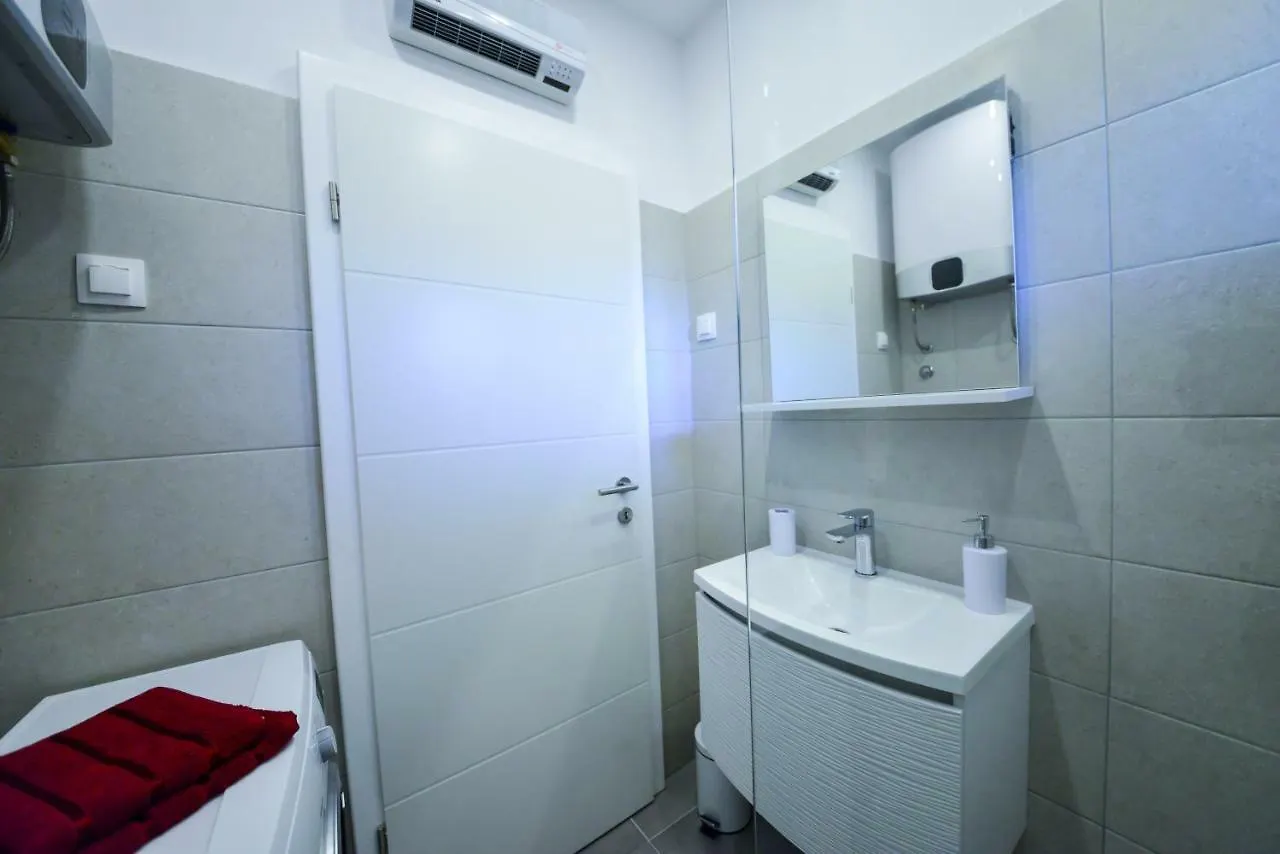 Apartmani Ab Zadar 0*,
